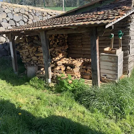 Maison Insolite De Mi-montagne 別荘 *