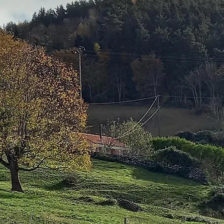 Maison Insolite De Mi-montagne Holiday home Pebrac