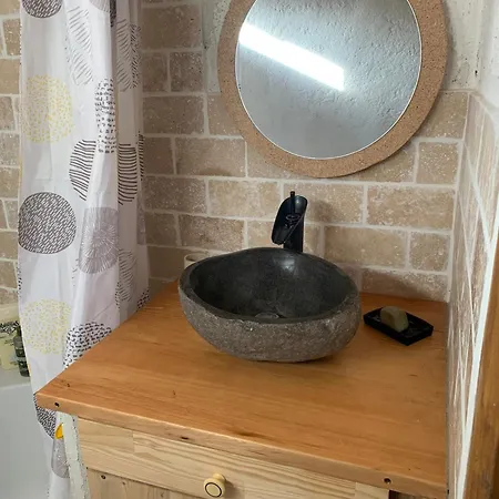 Maison Insolite De Mi-montagne Semesterbostad *