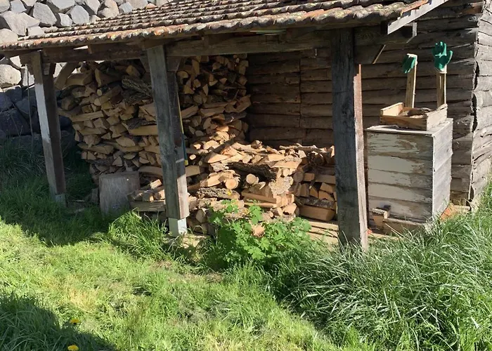 Maison Insolite De Mi-montagne Holiday home *