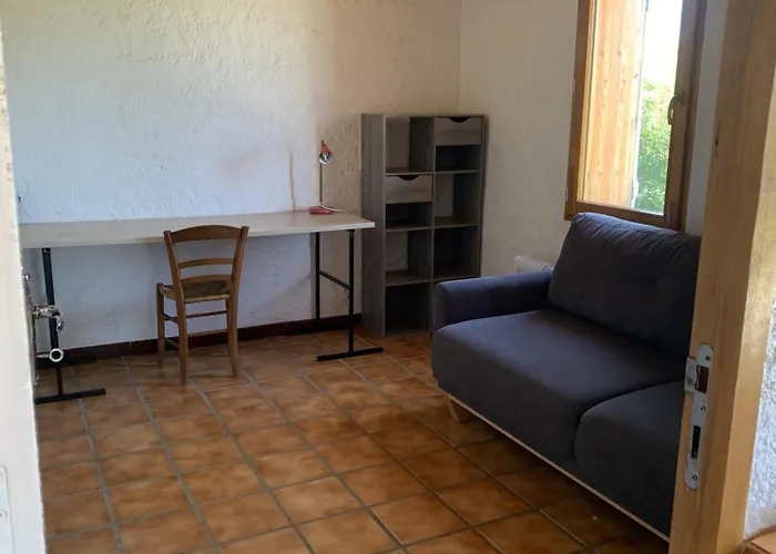 Maison Insolite De Mi-montagne *