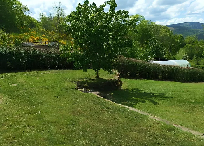 Maison Insolite De Mi-montagne Pebrac