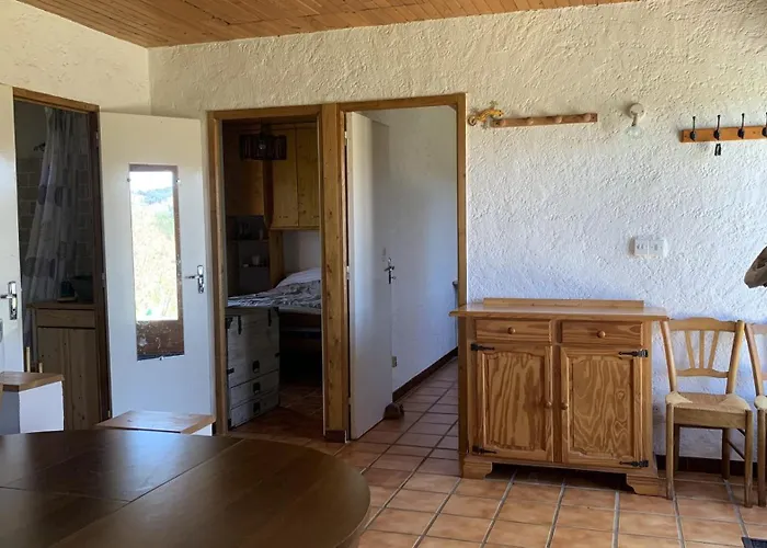 Holiday home Maison Insolite De Mi-montagne *